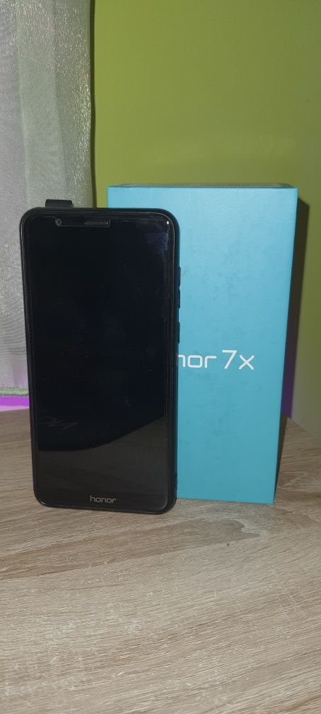 Honor 7X | 64GB | Black/Черен | Без гаранция | Към всички оператори