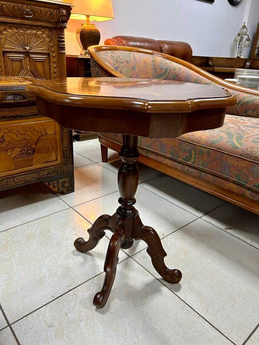 Класическа помощна маса  Холандия