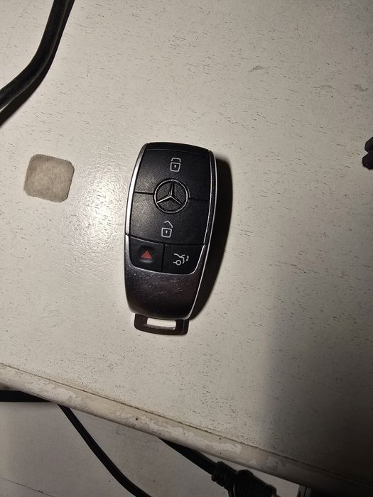 Mercedes ключ с чип и платка. GLA GLB GLC GLE GLS