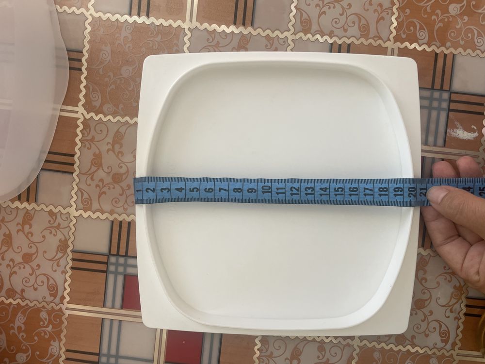 Сырница Tupperware квадратная
