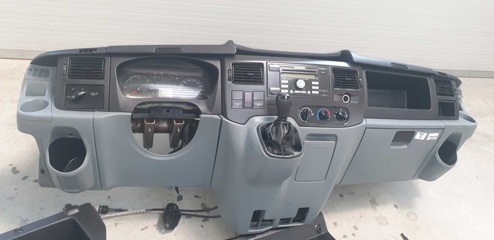 Kit schimbare volan  stanga pentru Ford Transit euro 4
2,2 / 2,4