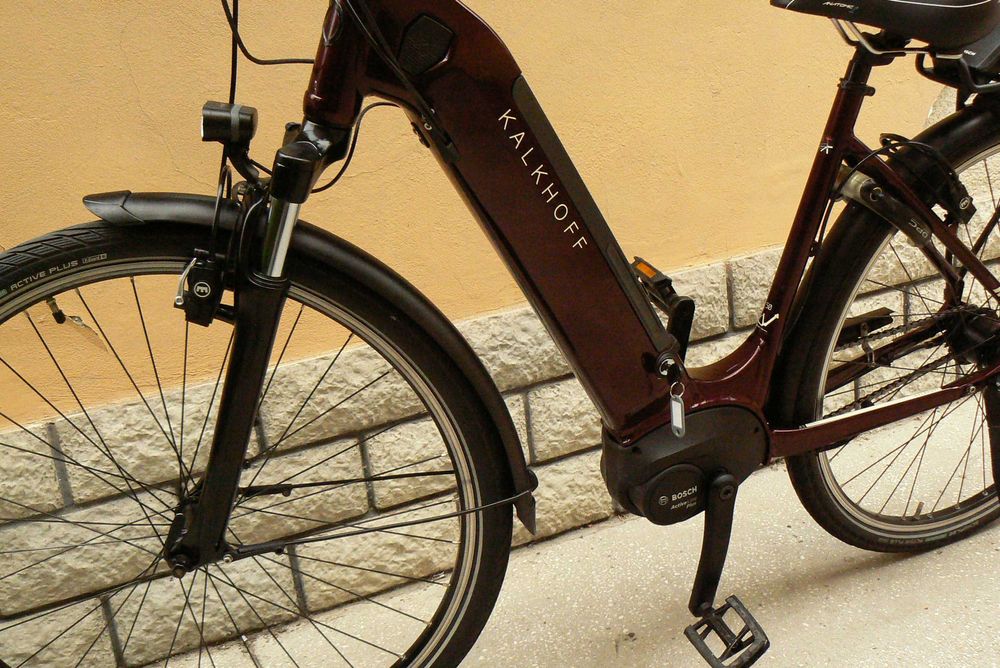 Bicicleta ebike Kalkhoff cu motor Bosch