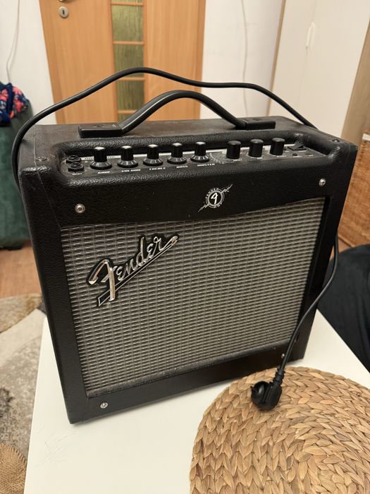 Amplificator Fender Mustang I V2