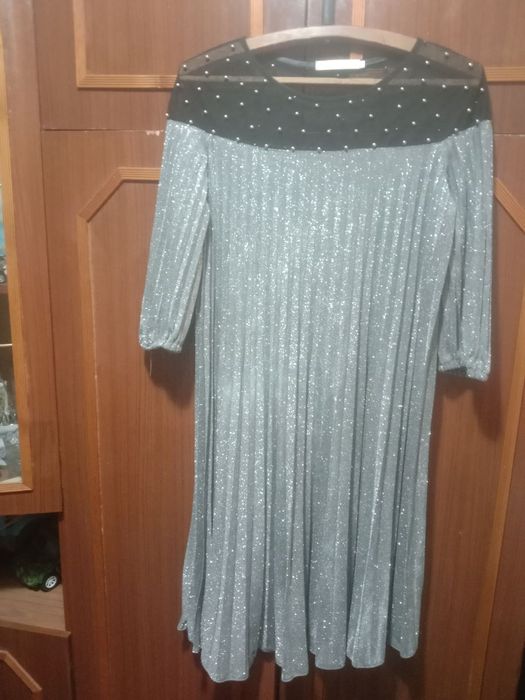 Продаётся вечернее платье