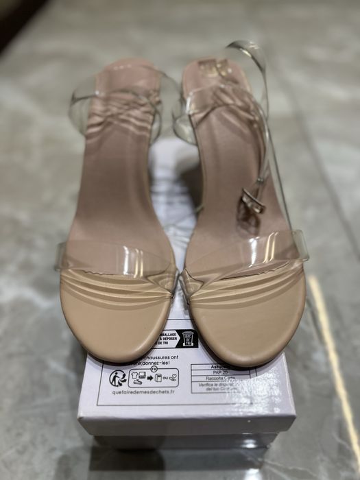 Сандали на ток Shein