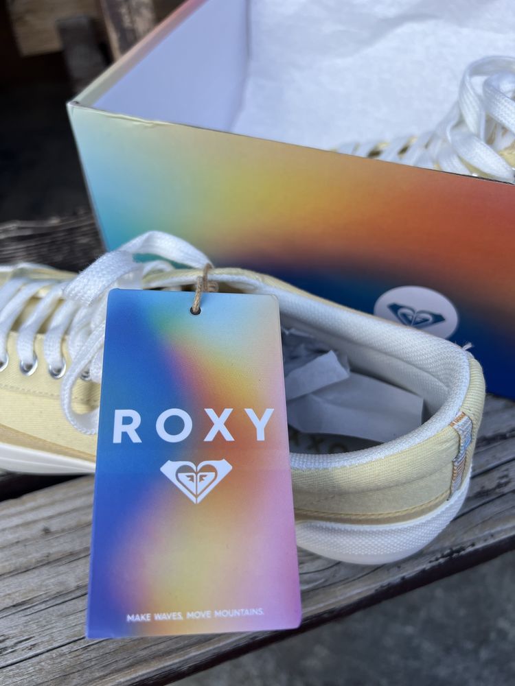 Спортни дамски кецове ROXY