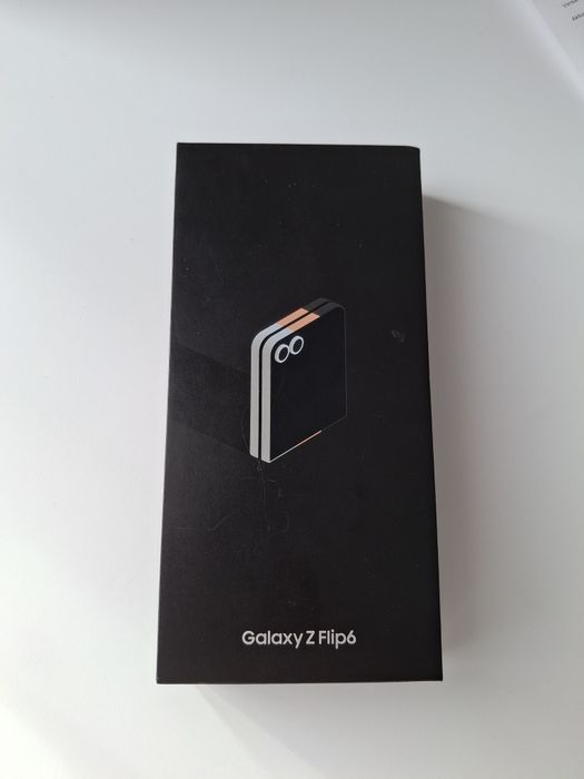 Samsung Galaxy Z Flip 6 256gb black ram 12gb Nou