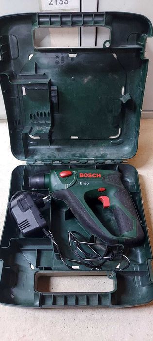 autofiletanta surubelnita electrica bosch oneo cu incarcator si cutie