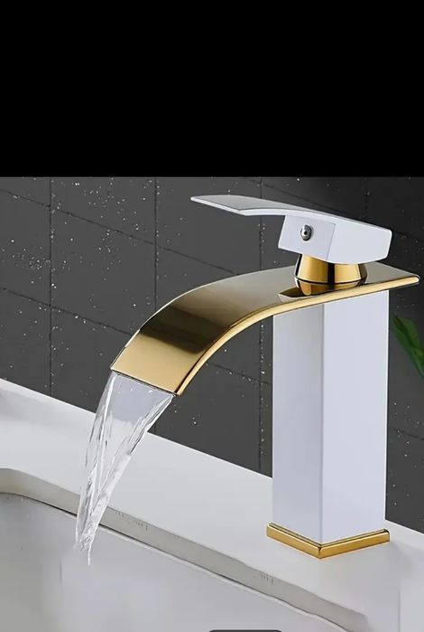 Baterie chiuveta alb/ auriu