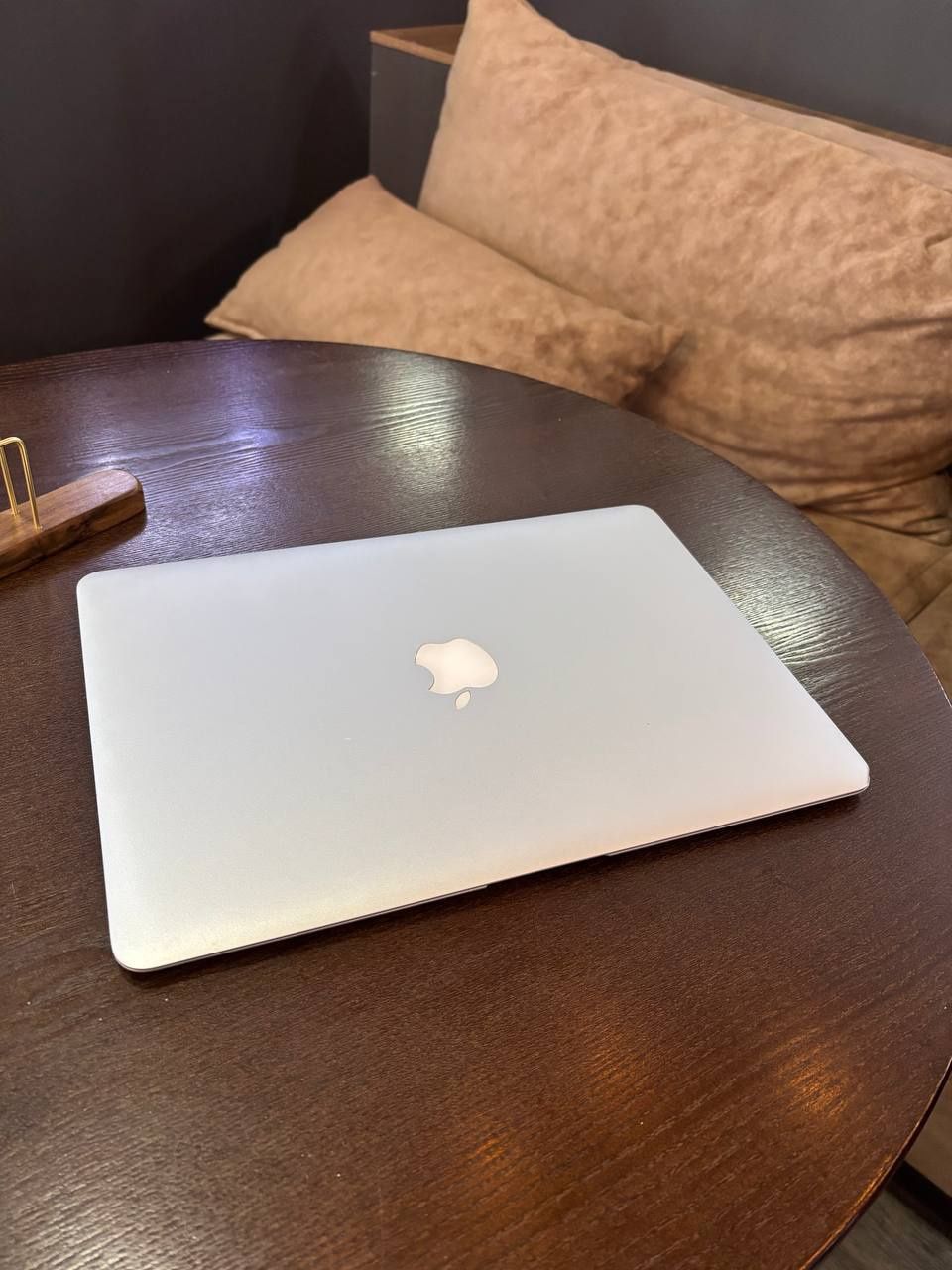 Macbook air 13 Intel core i5