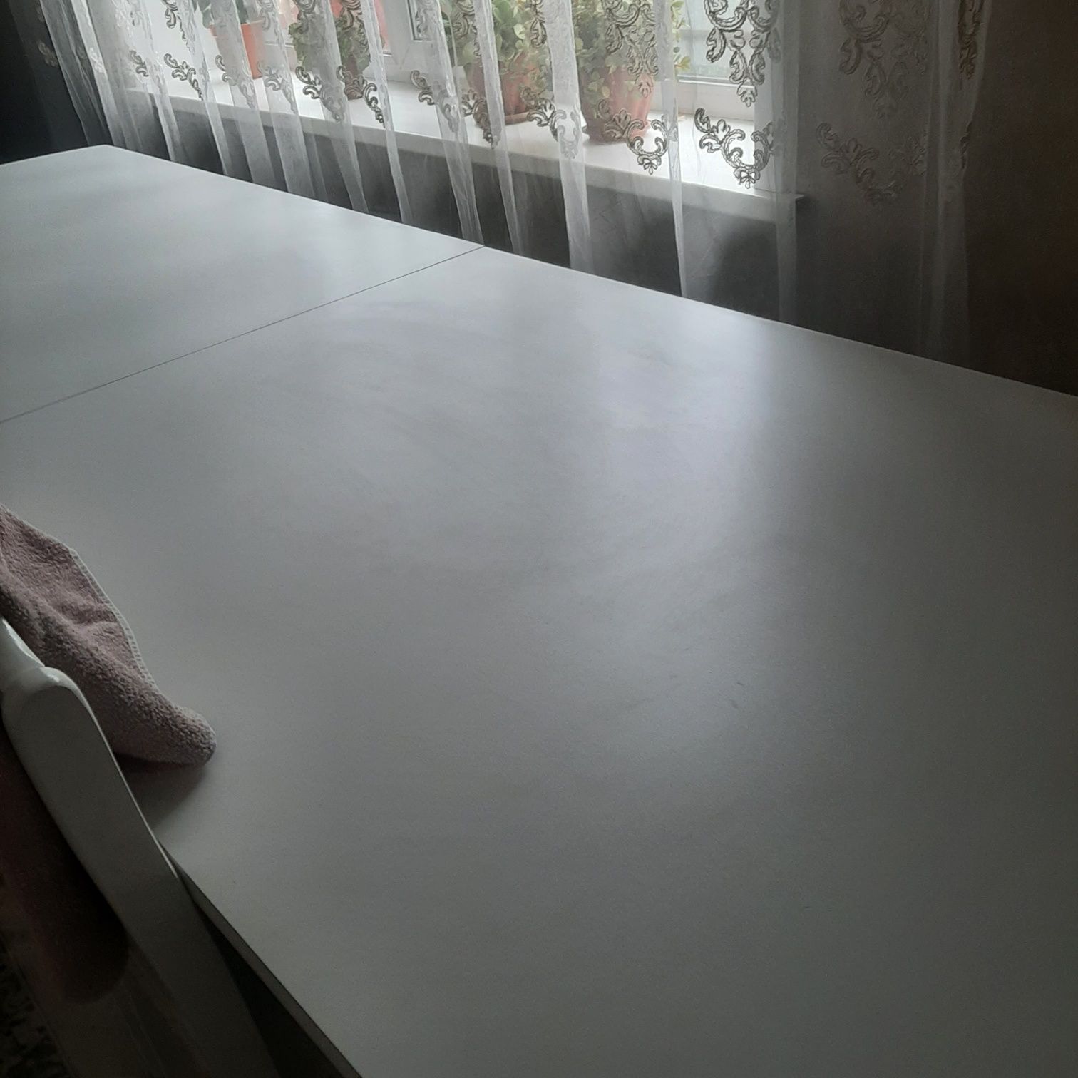 Продам новый стол