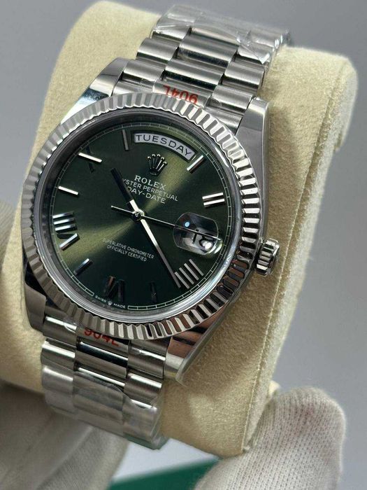 Rolex Day-Date 40mm ref. 228239 - Green Roman Dial