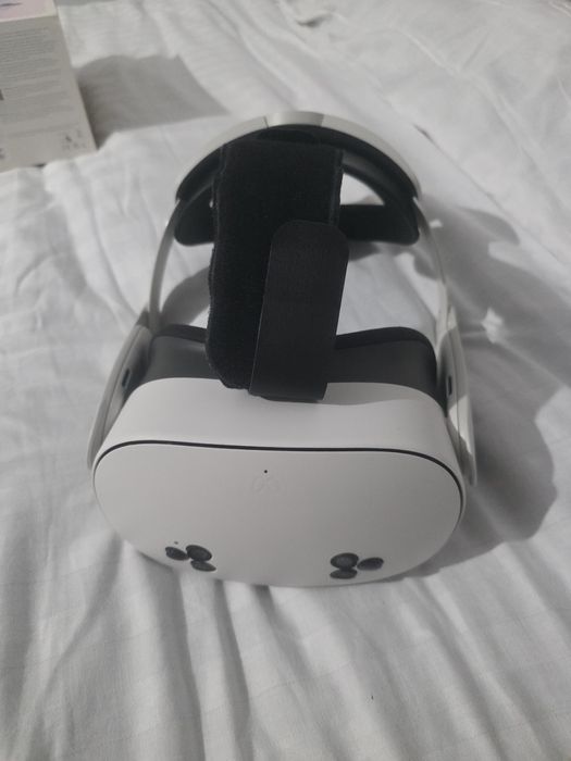 Oculus quest 3S 258GB cu curea de cap noua(pret negociabil)
