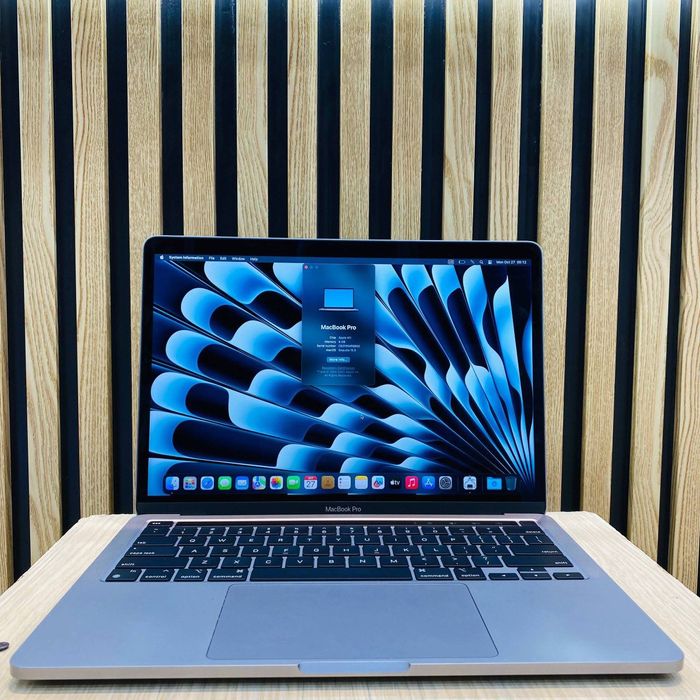 MacBook Pro M1  1sikl