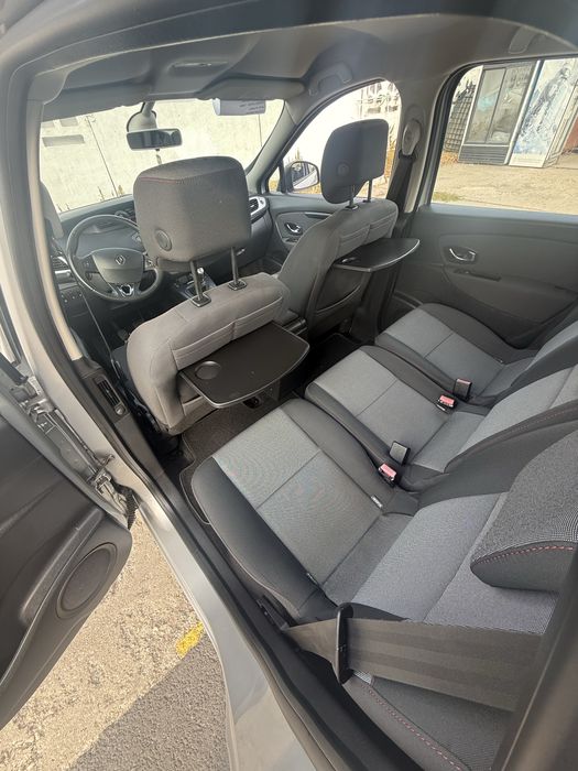 Renault Scenic / 2013 / EURO 5 / 205.000KM