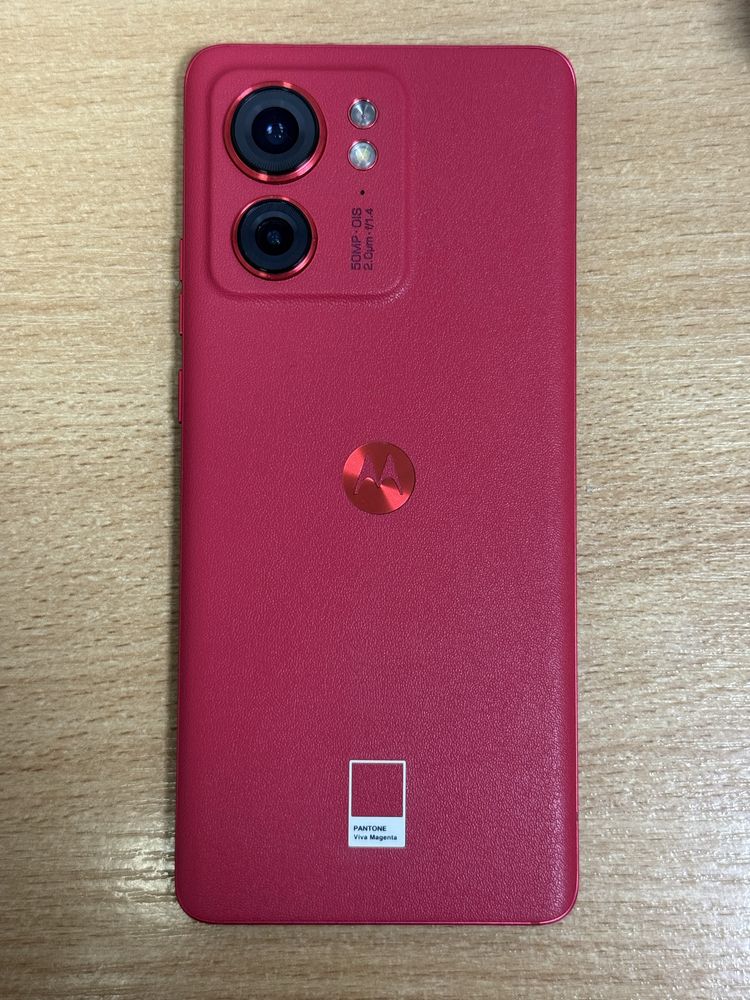 Motorola Edge 40 256/8