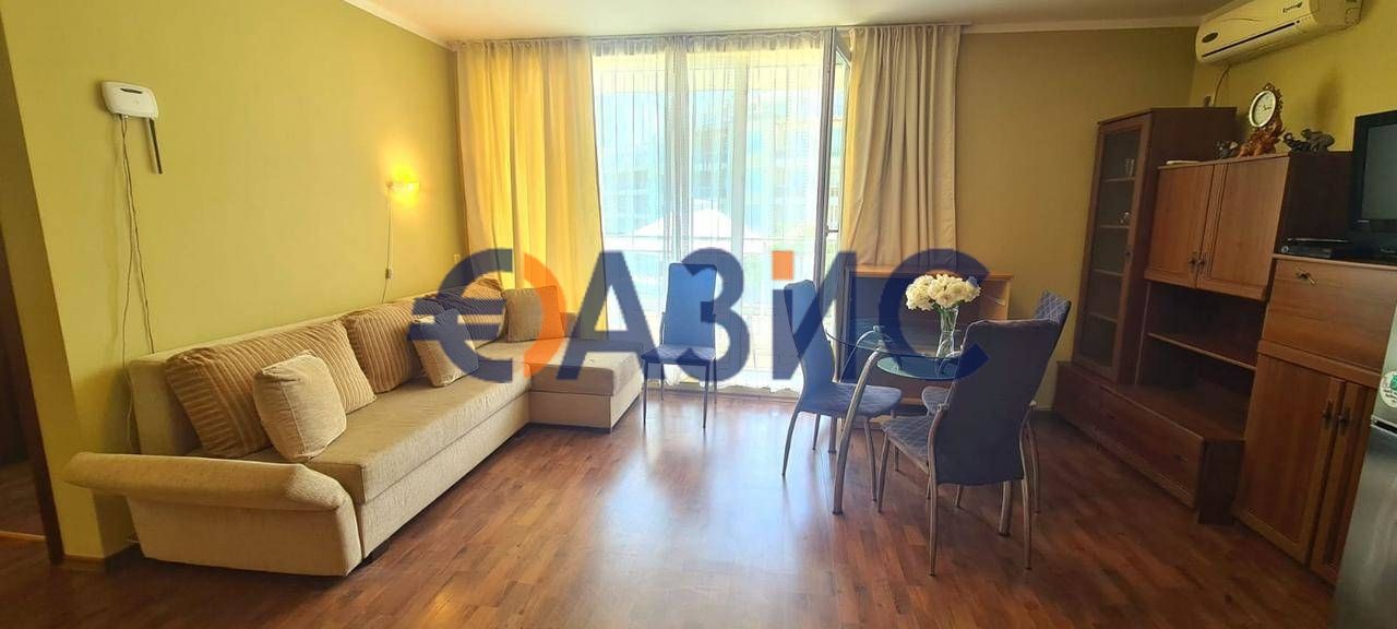 Продава се Тристаен апартамент в Черноморец - 110 кв.м за 882 €/кв.м - Снимка #4