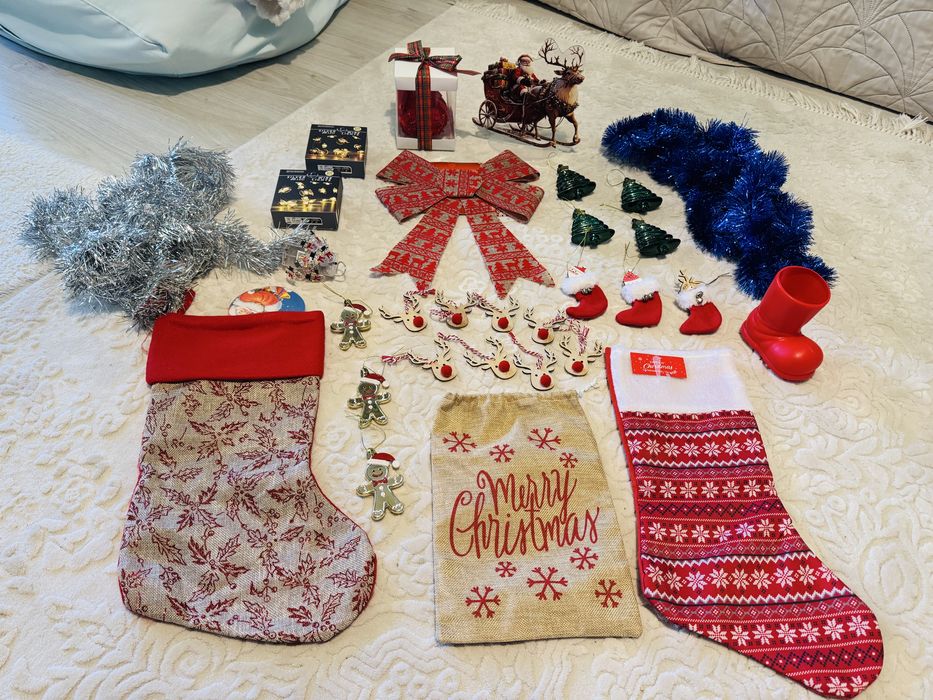 Set diverse decoratiuni Craciun