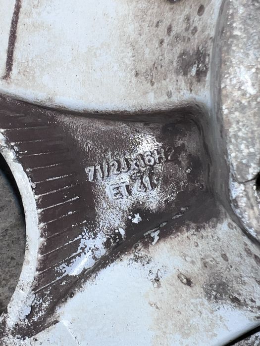 Джанти Мерцедес със зимни гуми 205 55 16 Fulda