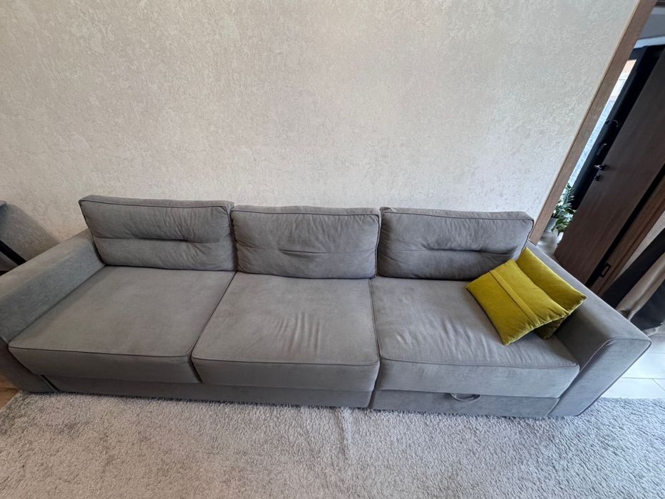 Диван раскладной почти новый