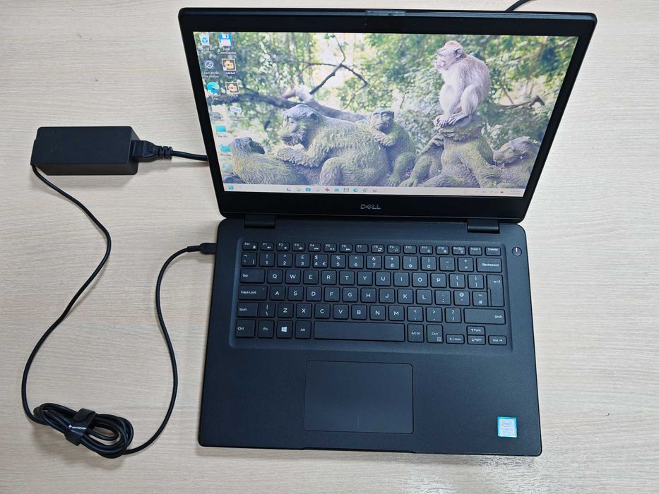 Dell Latitude 3400 P11G functionare perfecta fara urme de uzura