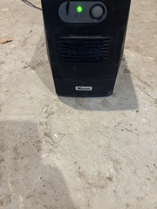 UPS MUSTEK Line Int. 800VA/ 480W, AVR