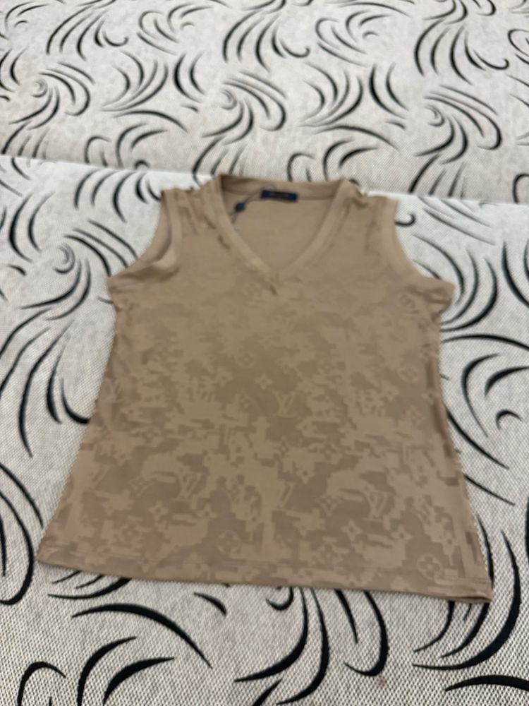 Tricou Femei Louis Vutton marimea M