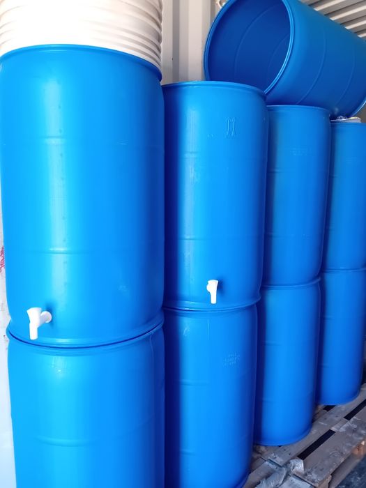 Бидони 200л с канелка