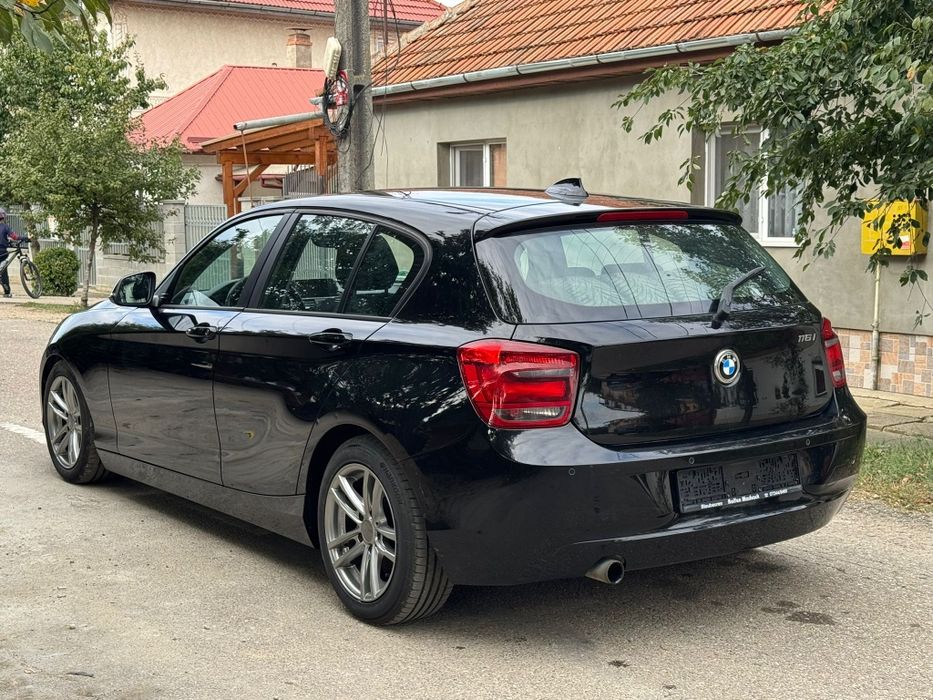 BMW 116i 136 CP 2012 benzina/Clima/trapa130.000km