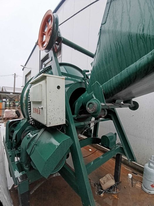 Vand mixer de beton NOU