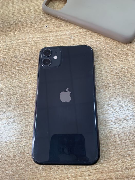 Vant Iphone 11,64 gb
