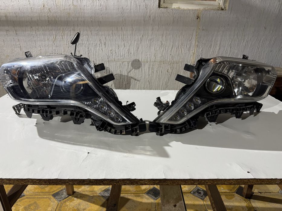 Фара тойота прадо комплект