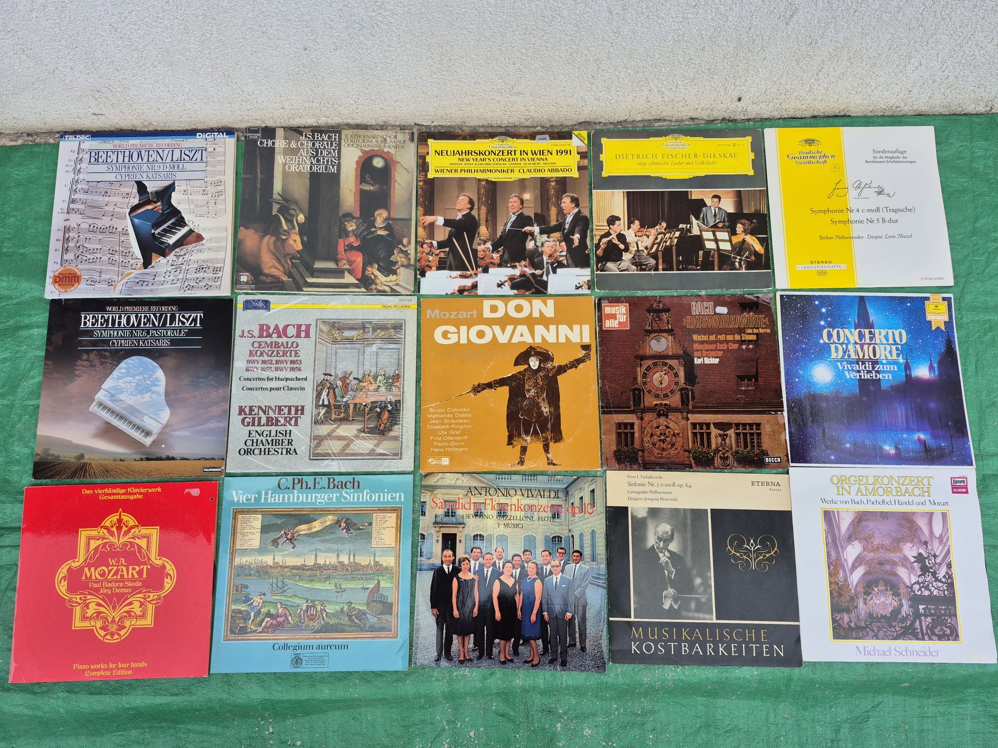 Vând Lot 140 LP (bucăți) Discuri Vinil de colectie muzica Clasică