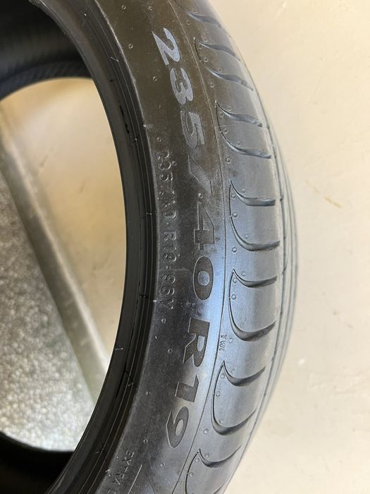 Гума Pirelli Powergy 235/40 R19 96Y