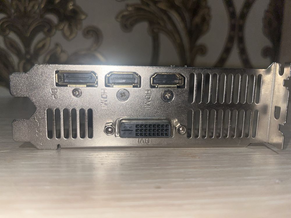 Видеокарта 1050ti 4gb
