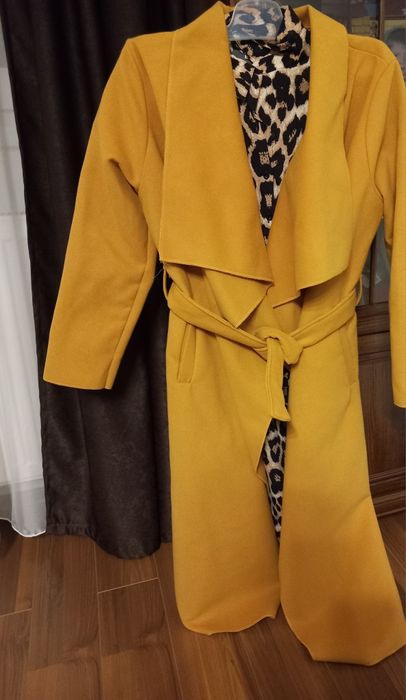 Trench galben mustar