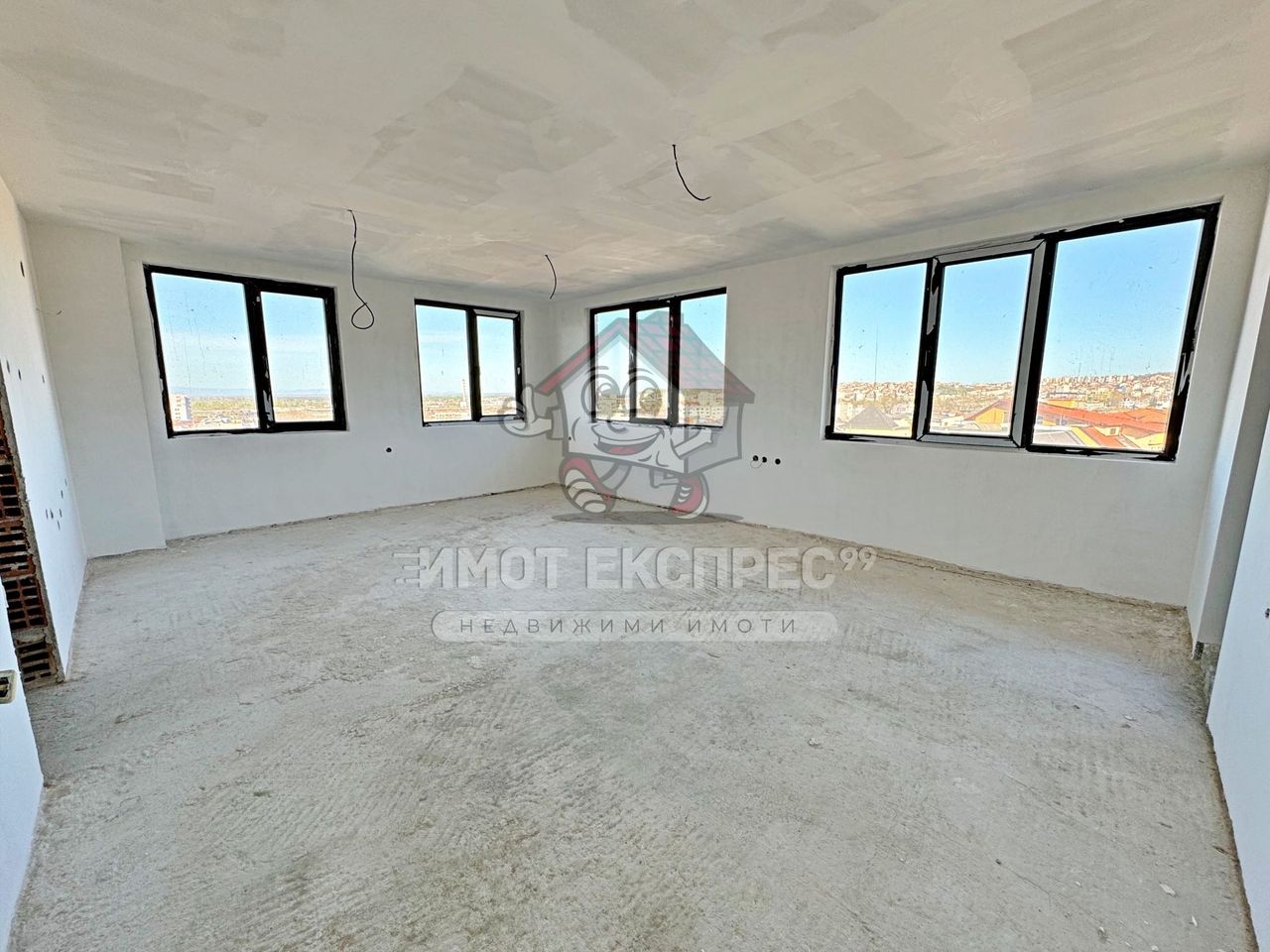 Продава се Двустаен апартамент в Асеновград - 87 кв.м за 821 €/кв.м - Снимка #9