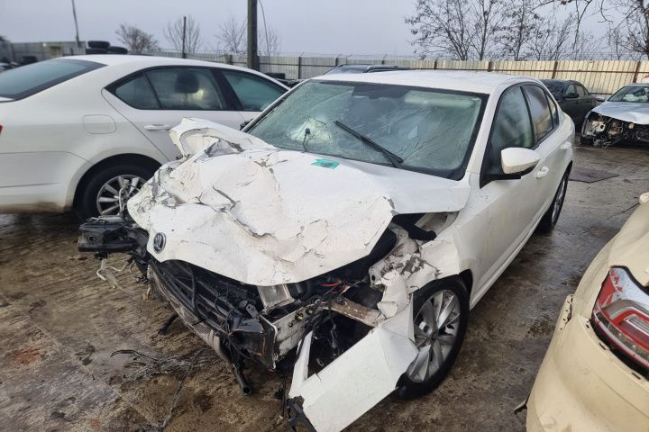 aripa usa portiera stanga dreapta motoras stergatoare Skoda octavia 3 motor 1.6tdi Dezmembrez