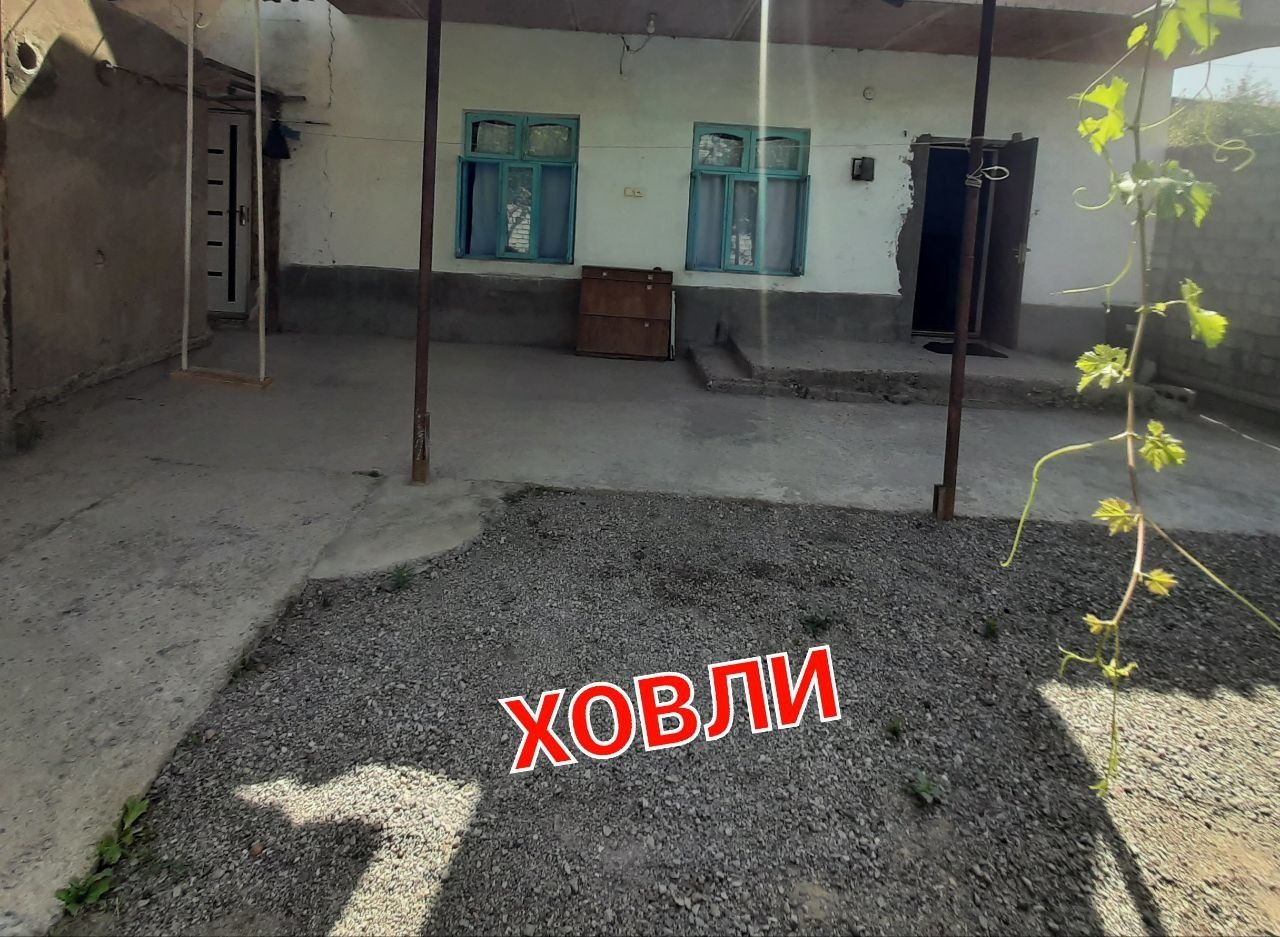 Срочно ховли сотилади Ттзга 2,5 км