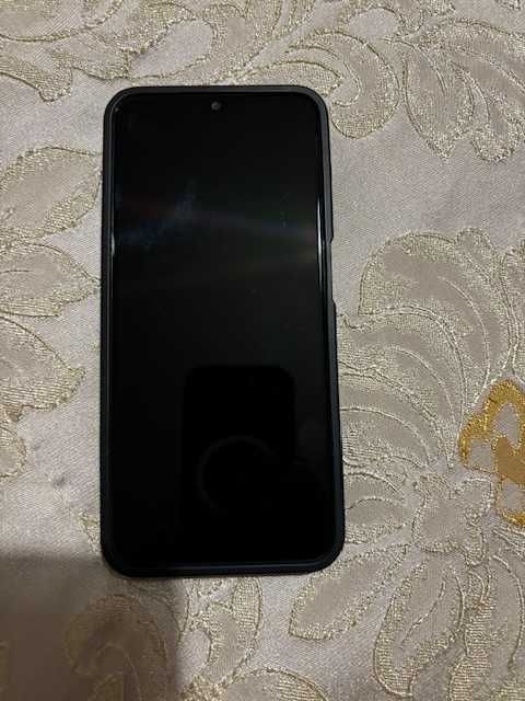 Продавам Samsung A13