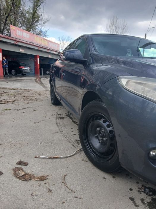 Vand Renault - perfecta pentru naveta