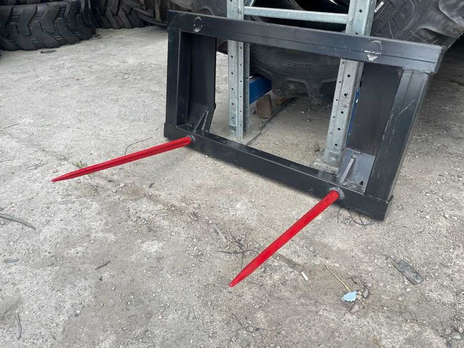 Furca universala pentru orice tip de tractor cu tepuse de 80cm
