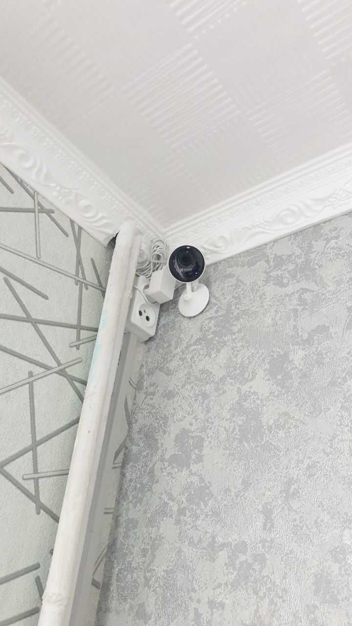Wi-Fi Камера видеонаблюдения Ezviz C1C-B 1080 (с функцией записи)