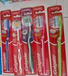 Lot 5 periute de dinți colgate