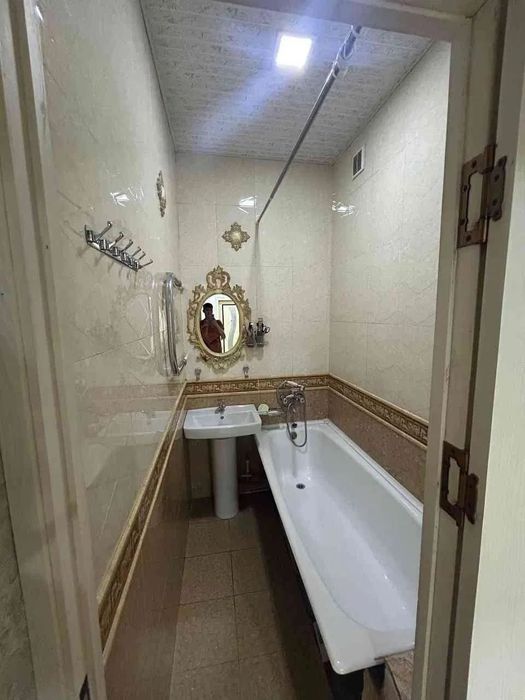 Квартира 4/1/5 
Яшнабад,Тузел-1, 
 40 лет Победы