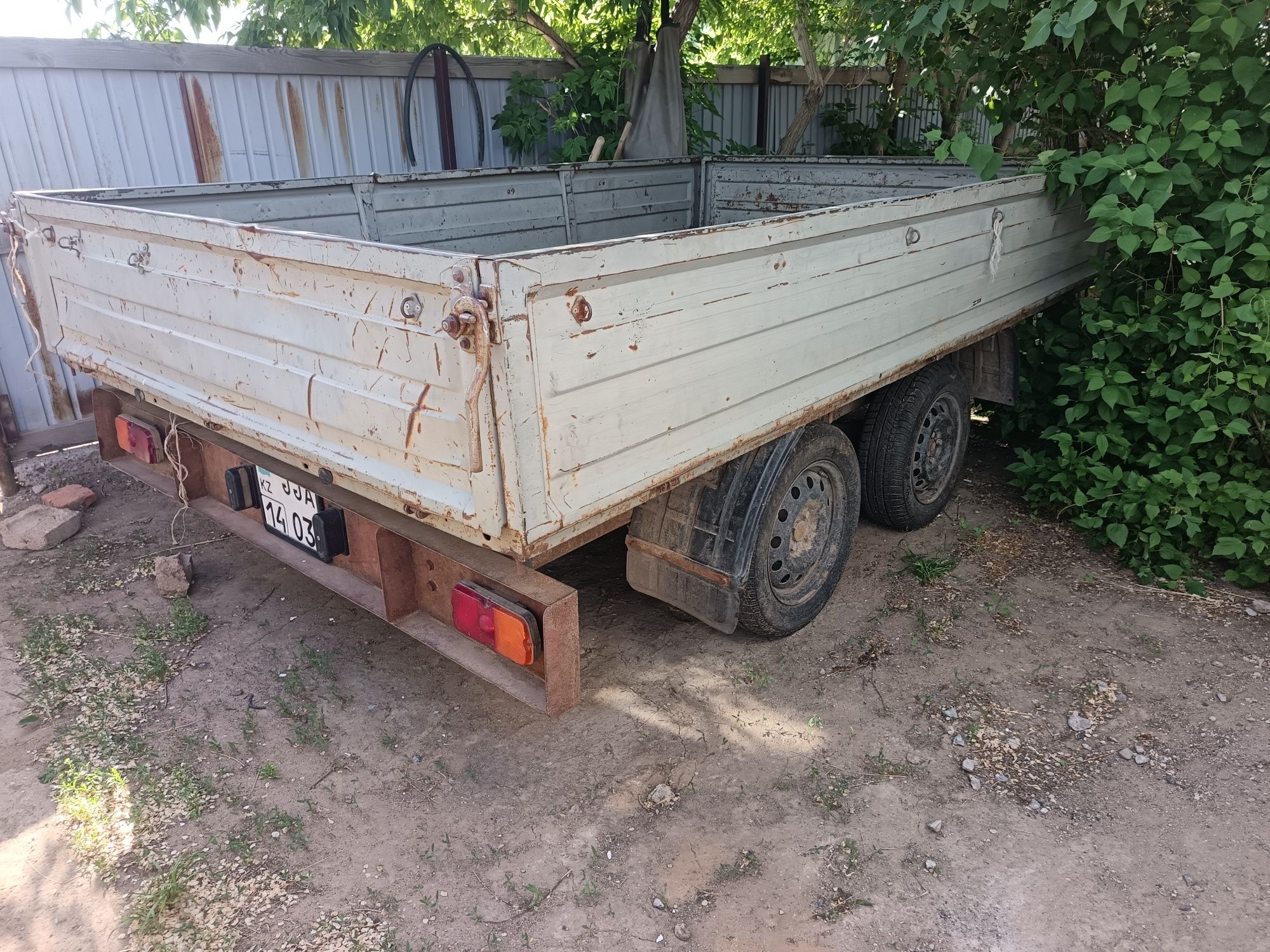 Прицеп легковой,