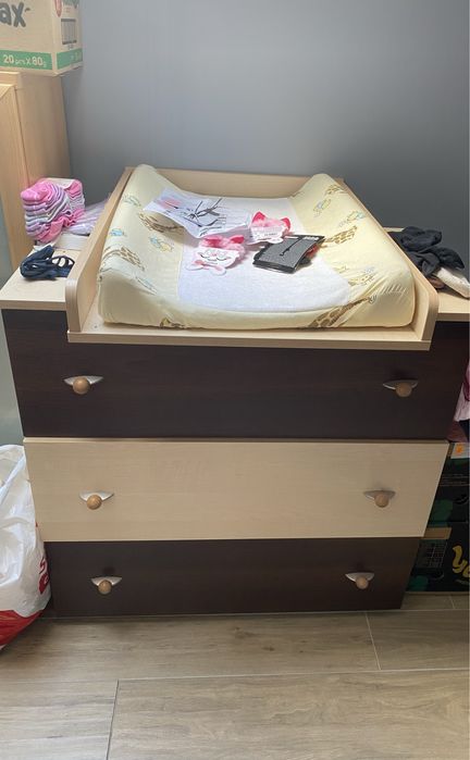 Vand pat copii + comoda de scimb