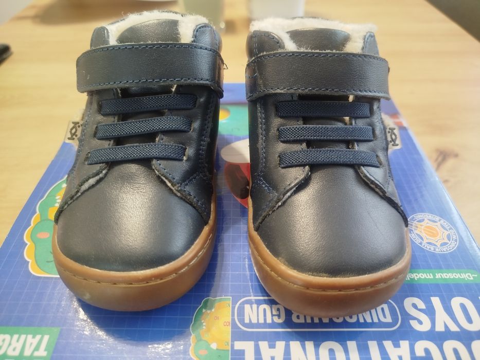 Зимни боти Колев и Колев