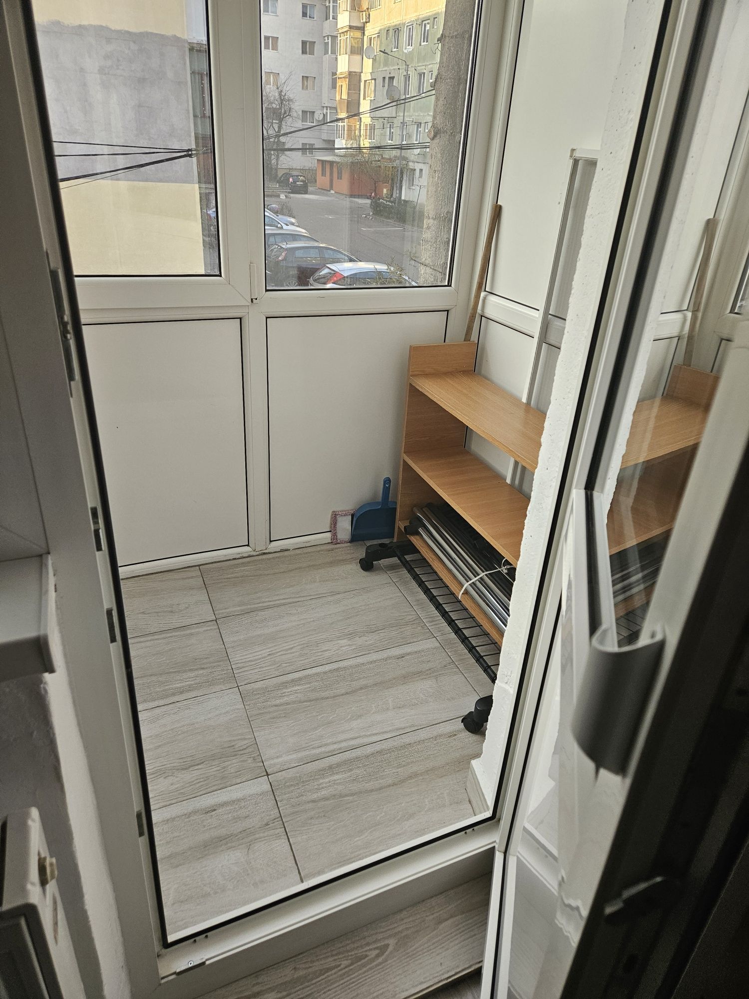 Închiriez apartament 2 camere