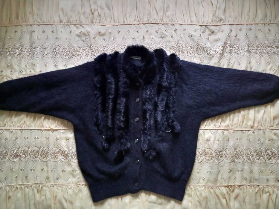 Кардиган женский пуховый.  100% ангора с мехом. Размер 50-52.